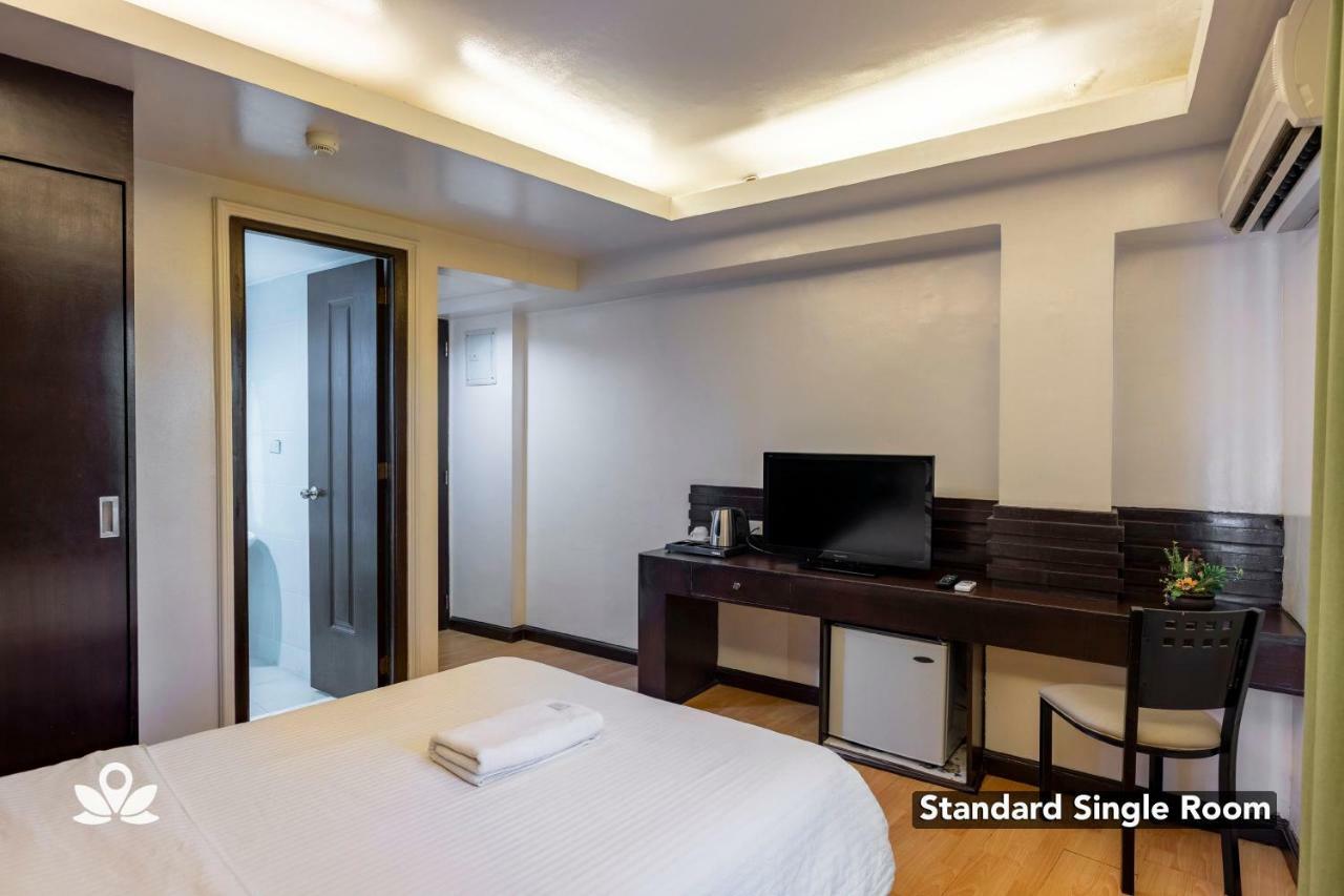 Zen Rooms Starview Hotel 纳加 外观 照片